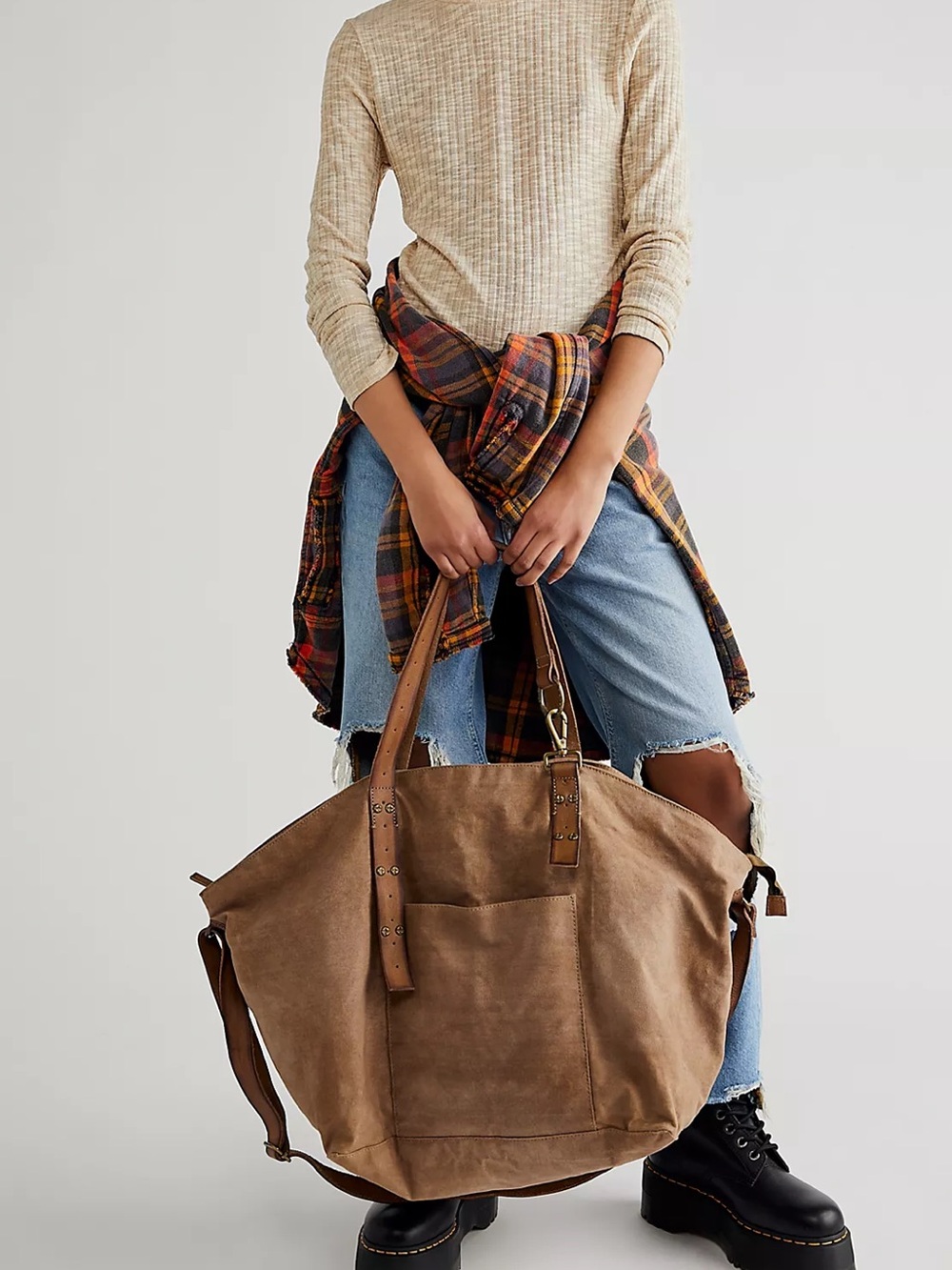 NWOT WE THE FREE Waxed canvas Oversized Brown Canvas Tote Bag in brown - Picture 2 of 11
